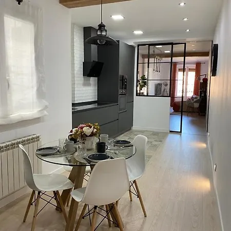 Daire Exclusivo De Diseno En Plaza Mayor Vut 09-449 Burgo