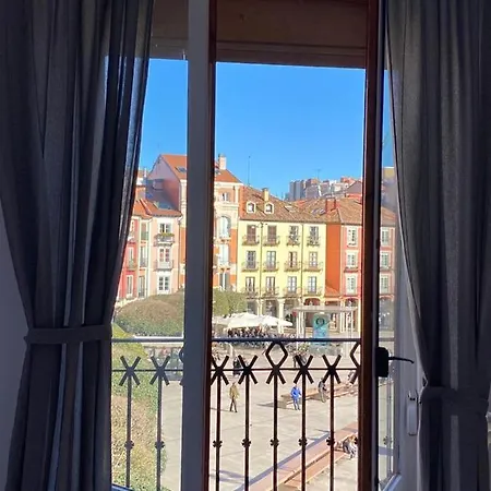 Apartamento Exclusivo De Diseño En Plaza Mayor Vut 09-449 Burgo